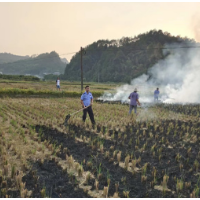 通道：民警巡逻见火情 及时灭火消除隐患