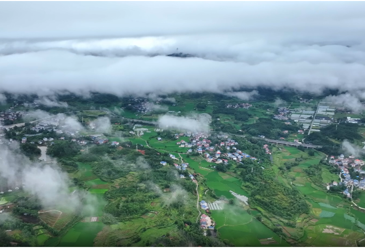 视频｜怀化：看雨后美景 云雾缭绕