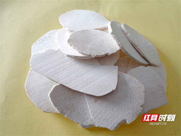 茯苓片.jpg 茯苓片.jpg