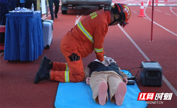 微信图片_20251106193024_244_307.png 微信图片_20251106193024_244_307.png