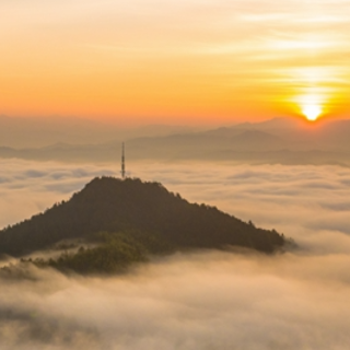 福地怀化·浪漫季｜跟着诗歌游怀化：青山一道同云雨 明月何曾是两乡