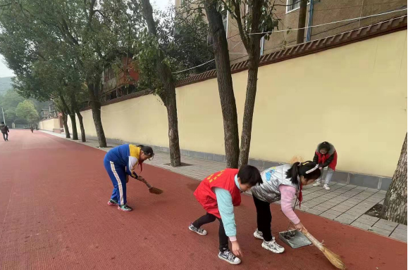 怀化辰溪：人居环境整治 孝坪风景别样红