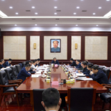 怀化市委常委会召开会议 传达学习习近平总书记考察福建重要讲话精神、十九届中央纪委五次全会及十一届省纪委六次全会精神，研究打好污染防治攻坚战等工作 雷绍业主持