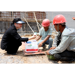 洪江市：炎炎夏日送清凉 关爱企业沁人心