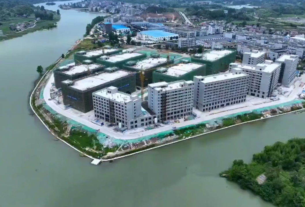 抓项目 强产业 拼经济  怀化市全力推进重点项目建设提档加速