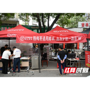 刚下枝头即上餐桌  靖州杨梅48小时内可直达290余个城市