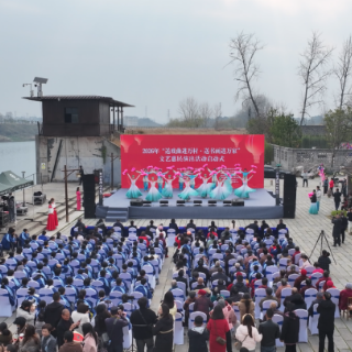 家门口的文化盛宴！湖南“送戏送书画”惠民活动在中方县荆坪古村启动