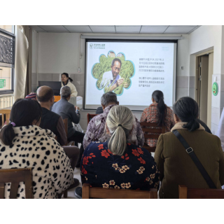 怀化市中心医院靖州院区开展老年人防跌倒专项宣教活动