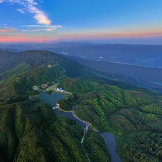 红评五溪 | 五溪文化的深情礼赞 ——读许怀《雪峰山赋》