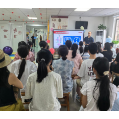 怀化市中医医院暑期脊柱侧弯训练营火爆开营 守护青少年脊柱健康