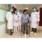 90岁爷爷骨折后重新站起来不是梦！