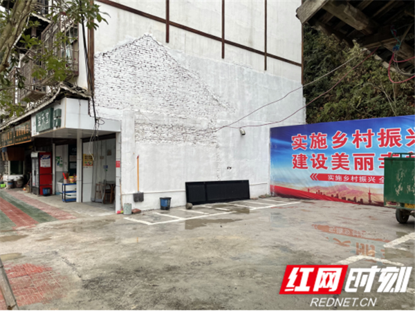 图为：坳上镇集镇整改后图片2.png