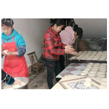 新春走基层∣“打糍粑”迎春节 沅陵肖家桥安置点里共团圆