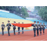 民族团结一家亲 同心共筑中国梦——湖南医药学院举行国旗下演讲活动