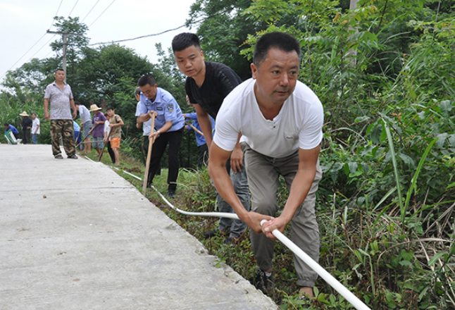 清泉润心筑水网——沅陵县大力实施农村安全饮水侧记