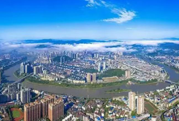 红评五溪丨《雪峰山赋》：一部镌刻在楚湘脊梁的史诗