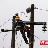 国网新邵县供电公司：利旧布点 温暖度冬