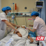 新邵:致敬护士节!今日属你最美丽