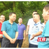 邵阳：谭学军到石马江新邵段巡河