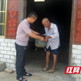 痴心不改为扶贫——记大祥区蔡锷乡山东村扶贫工作队队长雷海滨的扶贫故事