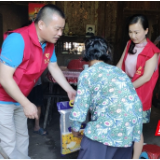 邵阳市中西医结合医院：健康送下乡 扶贫暖在心