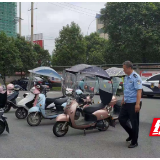 新宁专项整治摩托车电动自行车“戴帽工程”