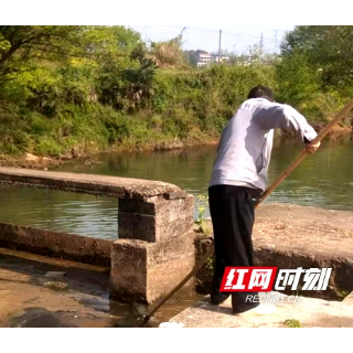 邵东周官桥乡：全力清障，确保河道畅通