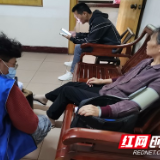 家庭医生上门服务,打通医疗服务“最后一公里”