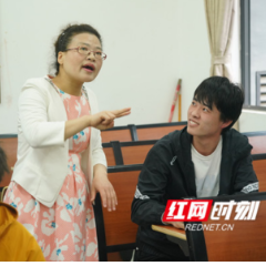 桃李“不言”，她扎根特殊教育21载托举起听障孩子的梦想