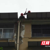 办实事暖民心 消隐患筑防线