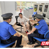 巡查队伍进小区 助力垃圾精准分类