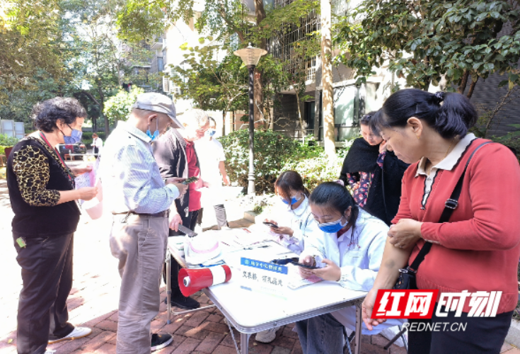 爱心义诊进青园 惠民利民暖芳邻