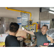 护航高考 青园街道在行动
