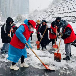 “走找想促”天心作为丨立足岗位做贡献 五社联动抗冰雪