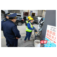 全面摸排精准治理 坡子街街道开展大气污染防治专项行动