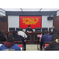 以法促学强化警示教育 以学促用开展河湖保洁