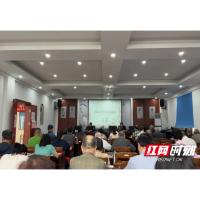 综合治理护安全 平安建设系万家