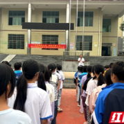 书香满园!邵阳县岩口铺镇中学阅读节开启心灵之旅
