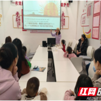以书香为翼  青邻·夜校点亮亲子双语阅读新天地