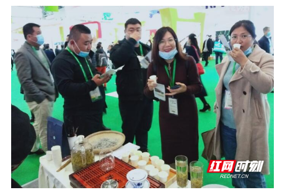 永顺县选派企业参加第十八届中国国际农产品交易会