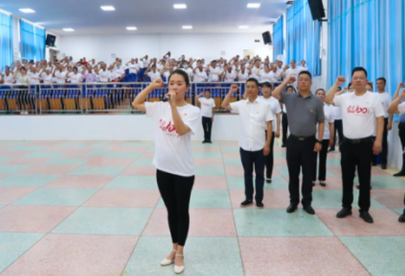 浏阳普迹书院新村举办庆祝中国共产党成立100周年暨“七一”表彰大会