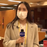 34位代表团新闻发言人集中讲述中国发展故事