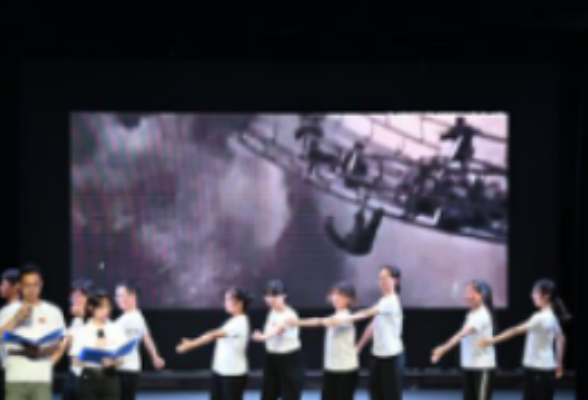 聚焦乡村振兴，湖南高校大学生举行歌咏晚会
