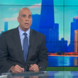 美国记者报道抢劫案时意外被抢:三名蒙面枪手作案 摄像机都没放过