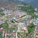 十年两会·温暖记忆｜“光明的路，我们越走越宽敞！”