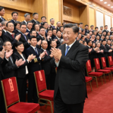 习近平会见C919大型客机项目团队代表并参观项目成果展览