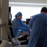 美国面临十多年来最严重流感季 已有近7000名患者住院