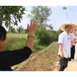 【党旗在基层一线高高飘扬】选调生扎根基层一线 助力乡村振兴