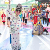 国风港潮，舞动“京”彩！庆祝香港回归祖国25周年快闪活动举行