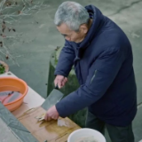 英雄之光｜这碗河蚌汤还是70年前的味道，他却再也没喝过……
